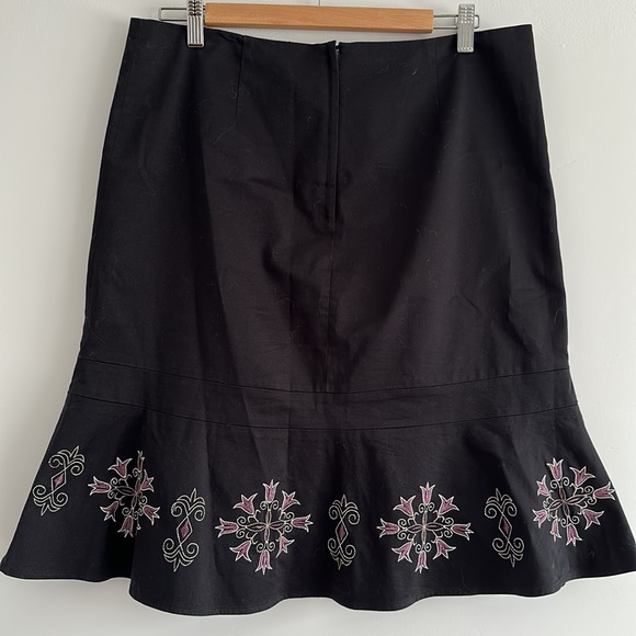RW&CO black skirt size 10 - Picture 3 of 6